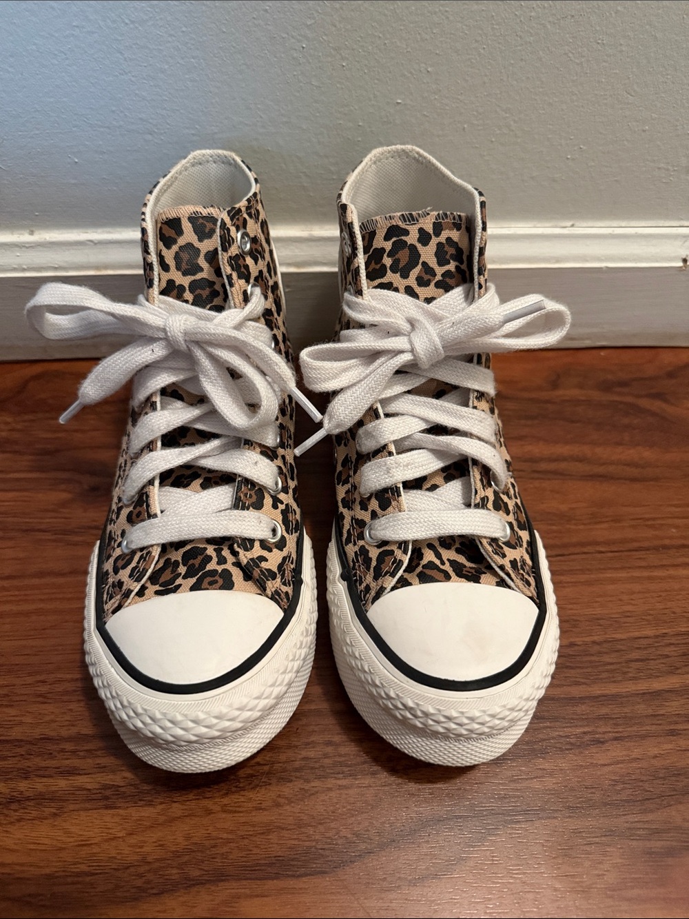 Converse Chuck Taylor All Star EVA Lift High-Top Sneakers Size Youth US 2